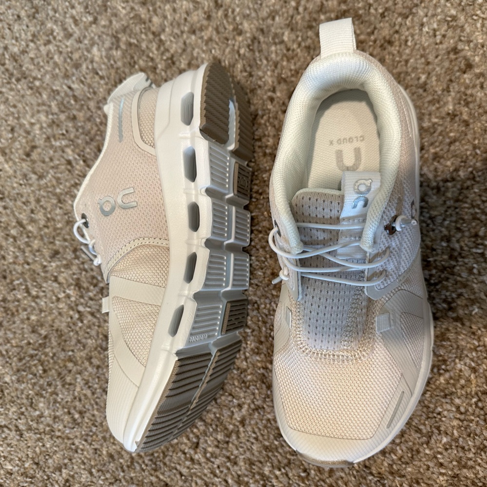 On Running Kids Sneakers in Light Beige